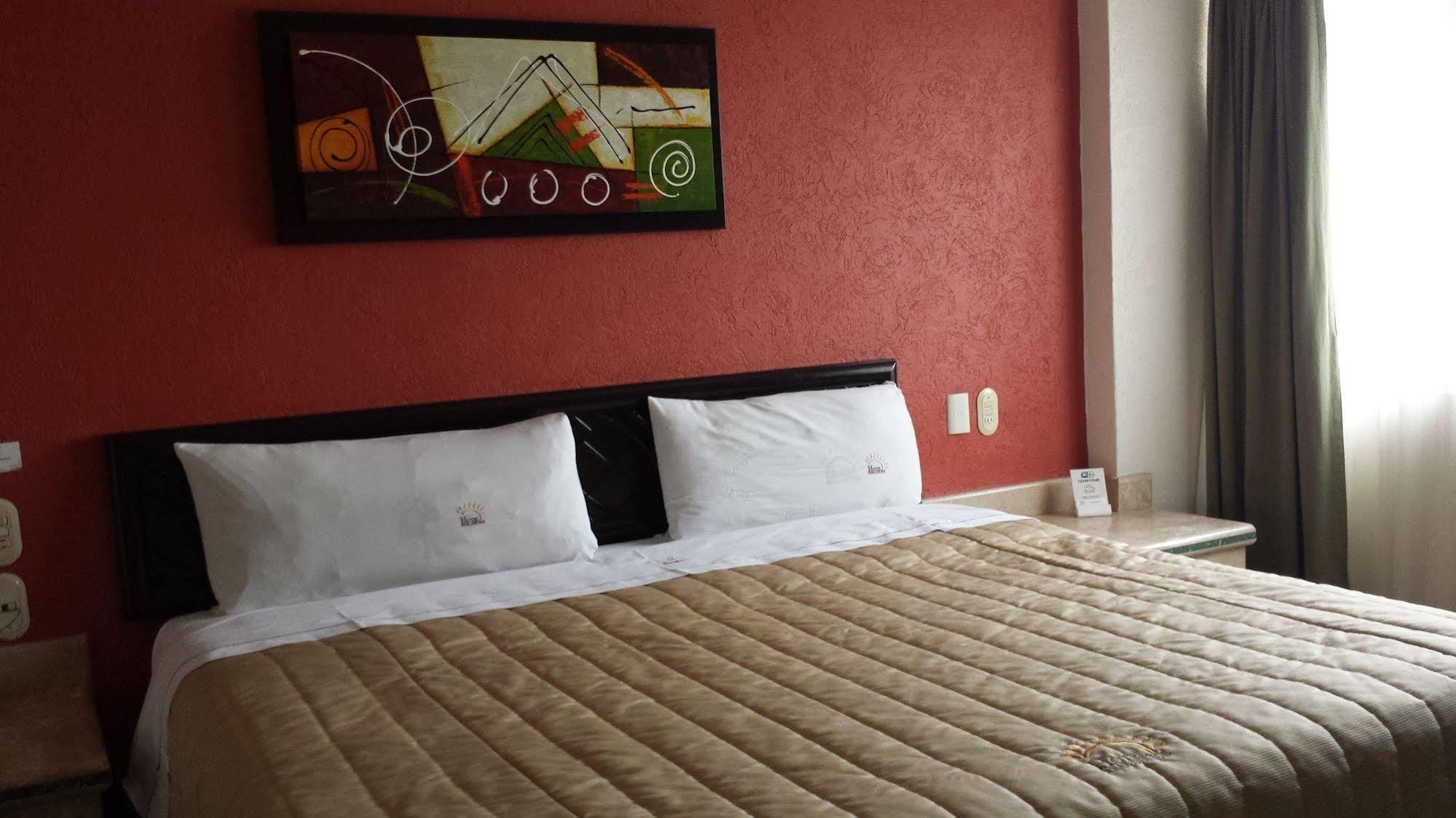 Hotel Real Del Sol - Zona Expo e Industrial Guadalajara Esterno foto